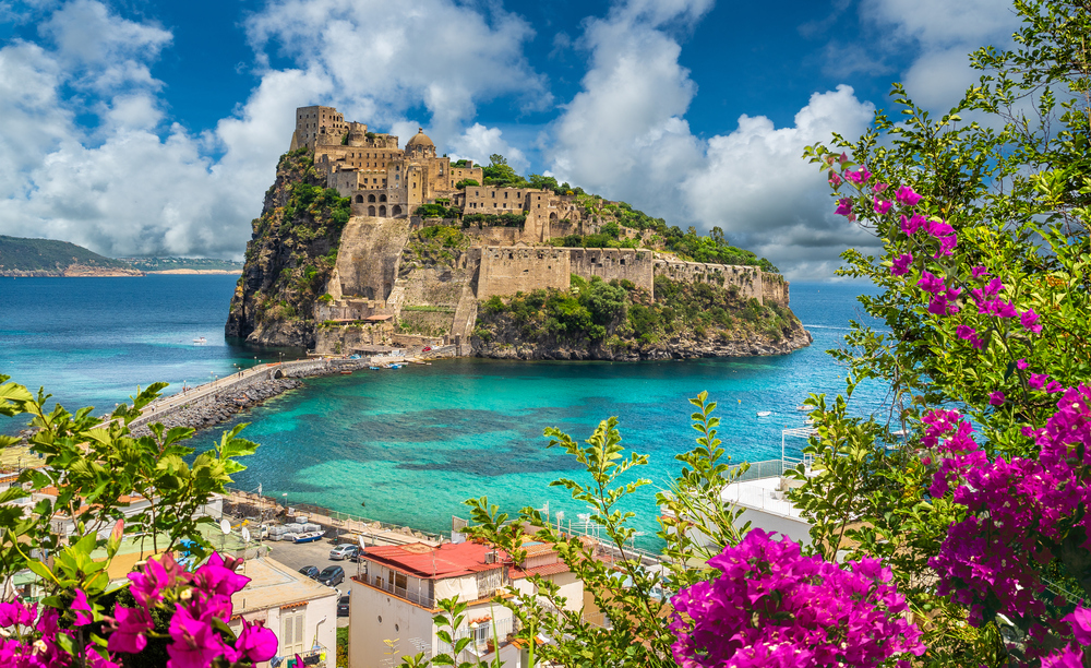 Velvre og varme kilder p vidunderlige Ischia